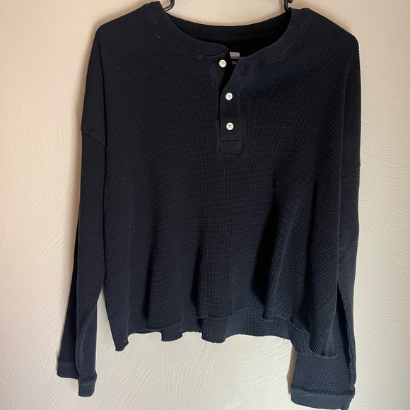 Everlane Tops - Everlane Black Waffle Knit Henley